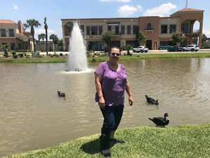 Meet your Posher, Yvette